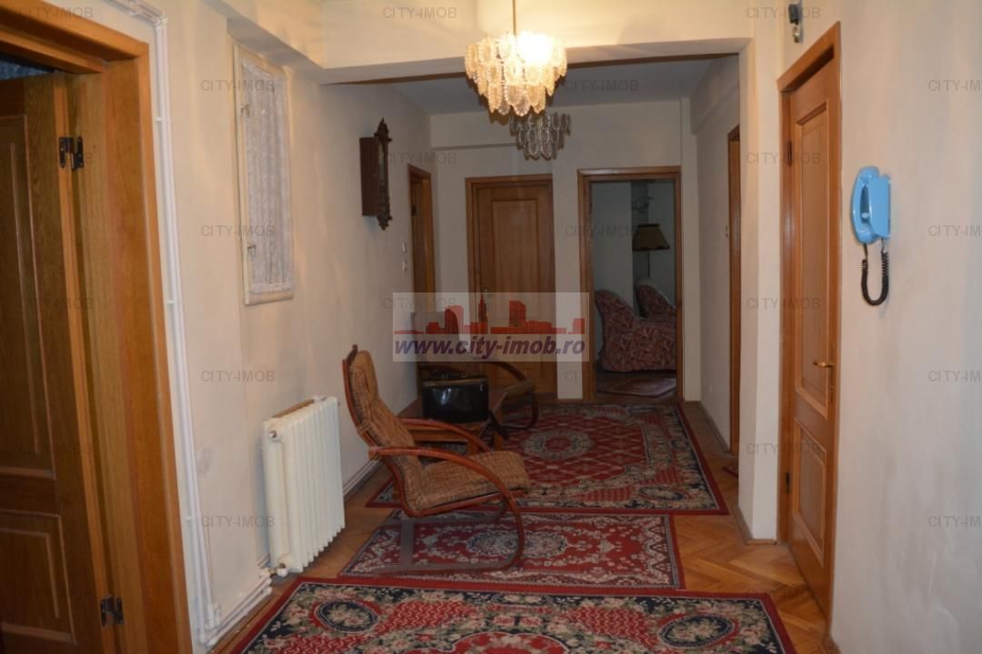 Vanzare 2 apartamente  in   VILA Drumul Sarii P + 2 - Poză 5