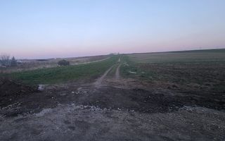 Teren generos în Jucu de Mijloc – ideal pentru constructii. - Poză 1