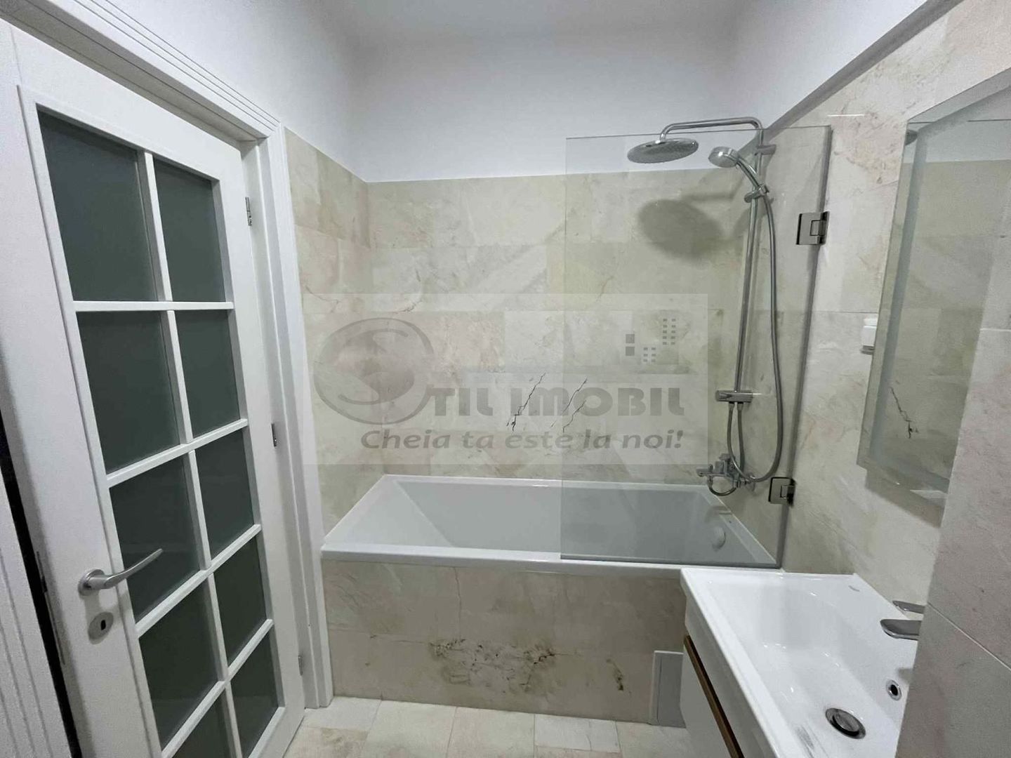 Apartament modern cu 1 camera si balcon - Royal Town, Copou - 450€ - Poză 7