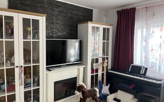 Apartament 4 camere Dambovita cu centrala - Poză 1
