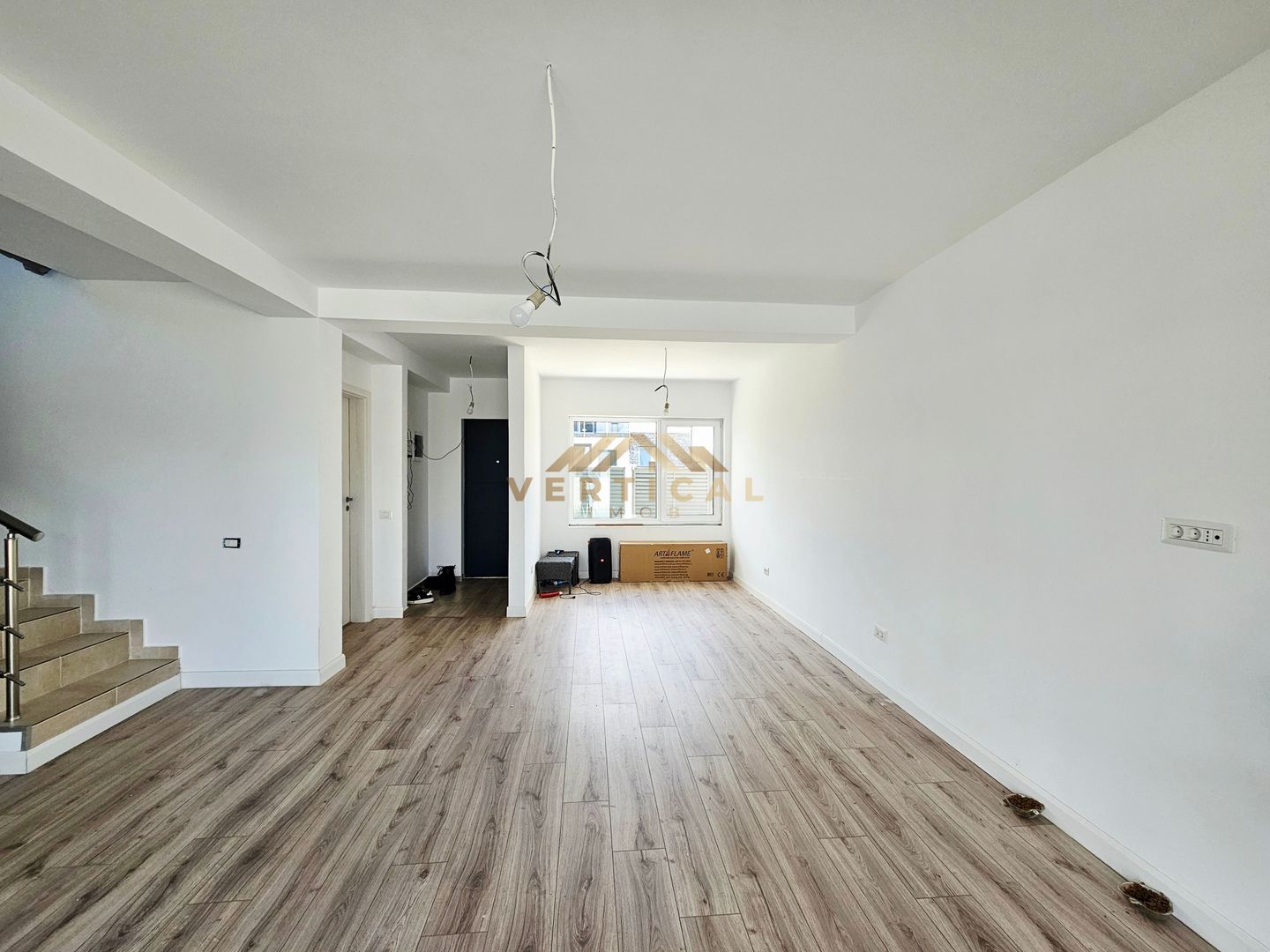 Vila 4 camere in zona de intrare a comunei Berceni - Poză 13