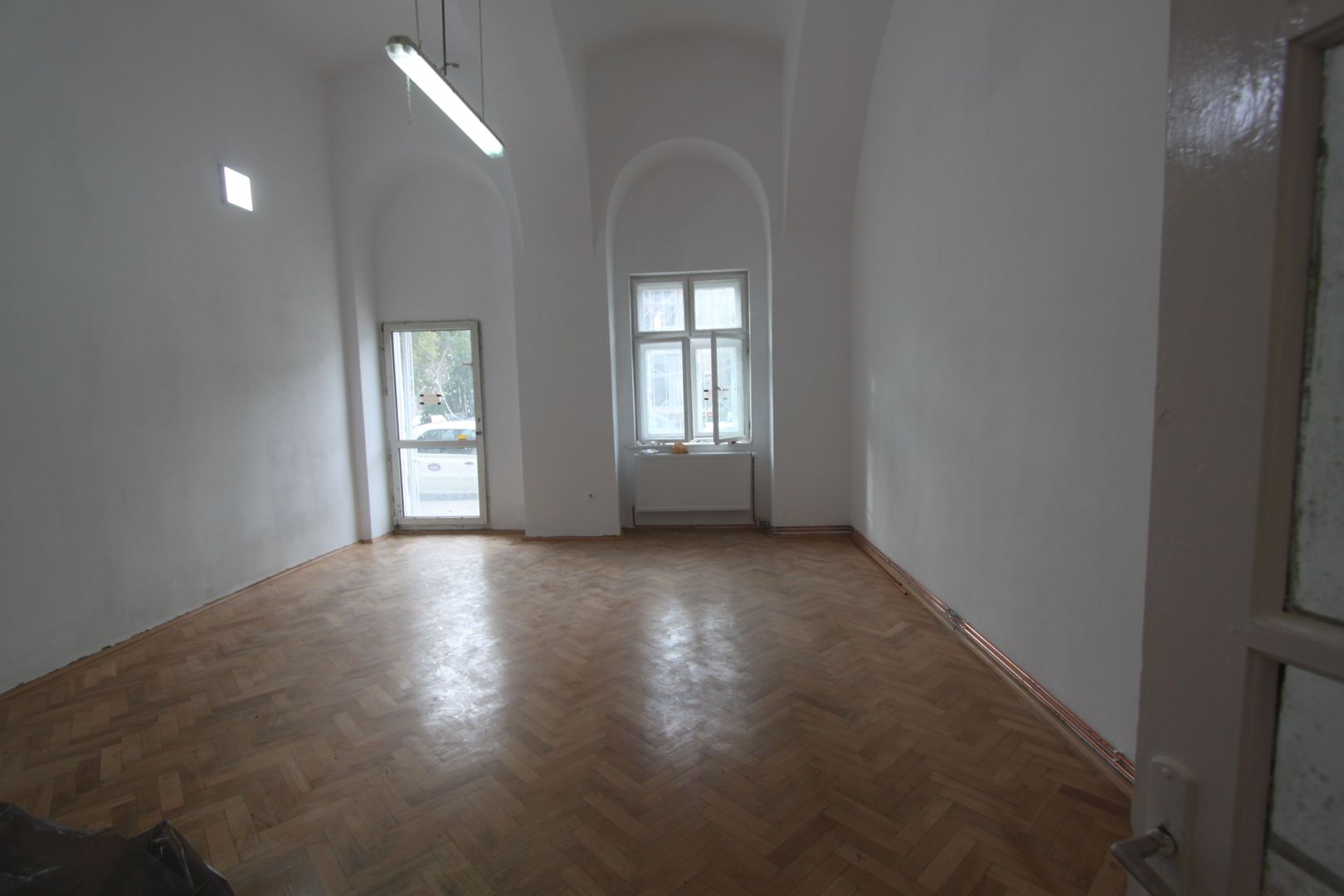 Spațiu comercial de 60mp de închiriat în zona Traian - Poză 8