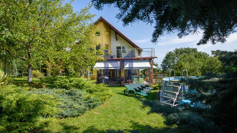 Casa cu salcie — refugiul tău boem cu panoramă spre Cluj, la 15 minute de oraș - Poză 3
