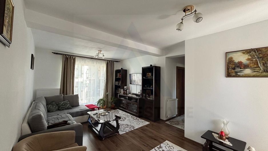 Apartament impecabil 69,5mp 3 camere  2 băi etaj 1 cu loc de parcare - Poză 5