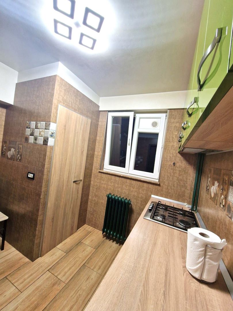 Închiriere Apartament cu 3 camere, mobilat complet, etaj 1, metrou Dristor - Poză 5