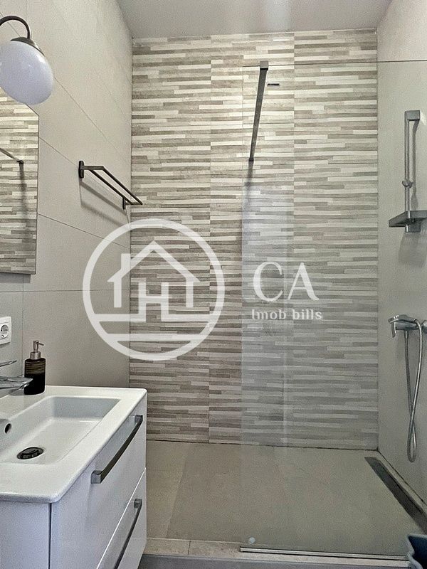 Apartament de închiriat cu 2 camere în zona Ultracentrala, Oradea - Poză 8