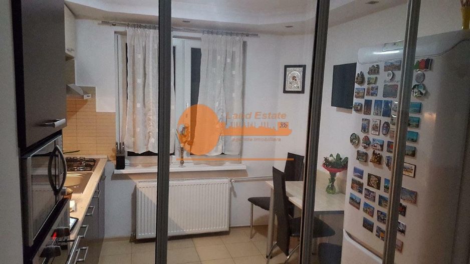 Apartament cu 3 camere in zona DRISTOR la 3 minute de Metrou - Poză 5