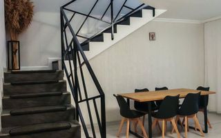 Casa tip duplex de inchiriat - Poză 1