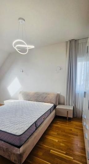 Vilă de colț premium de închiriat – New Point Villas - Poză 16