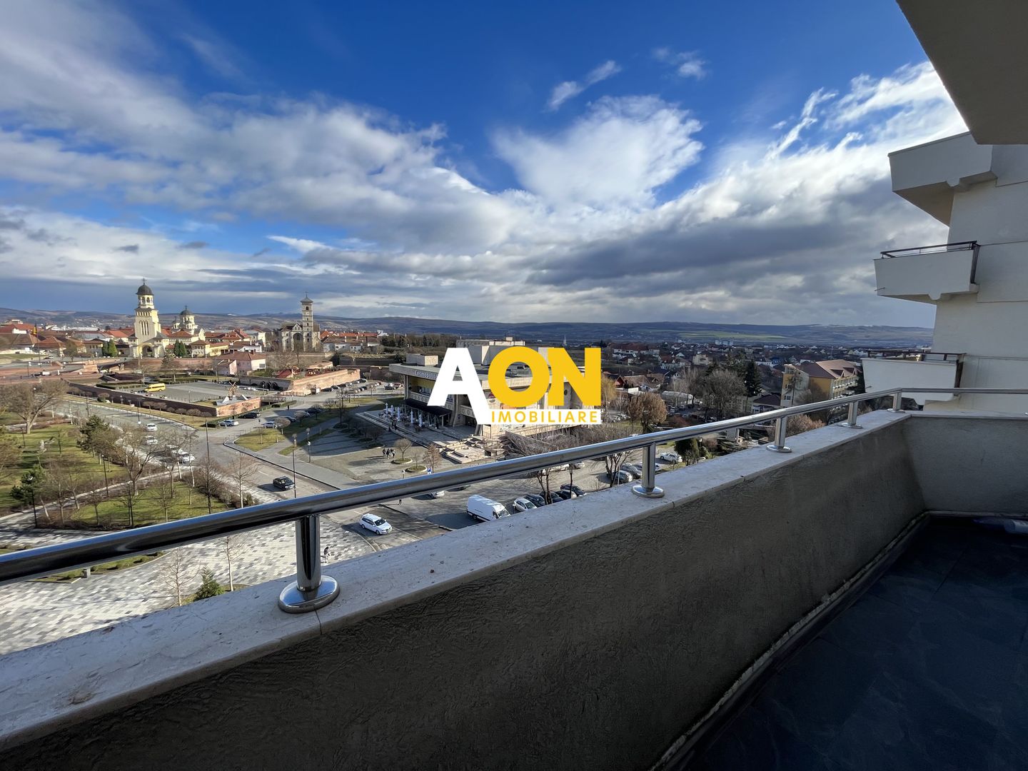 Apartament cu 3 camere de inchiriat, 100mp utili, garaj, priveliste - Poză 5