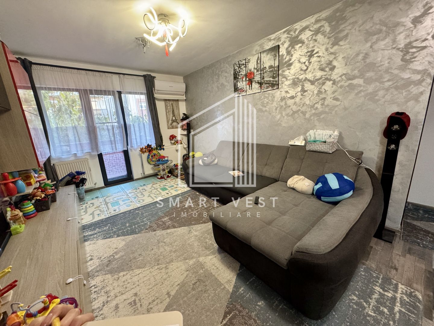 Apartament 3 camere | Etaj 2 cu lift | Zona Carpati 2 - Poză 3