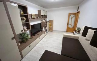 De vânzare apartament cu 2 camere decomandat, zona Grivița. - Poză 2