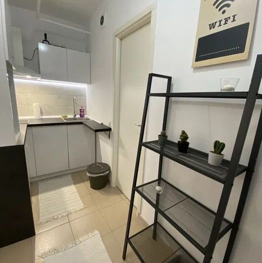 Garsonieră 40 mp Timpuri Noi, etaj 1, mobilată complet, modernă - Poză 3
