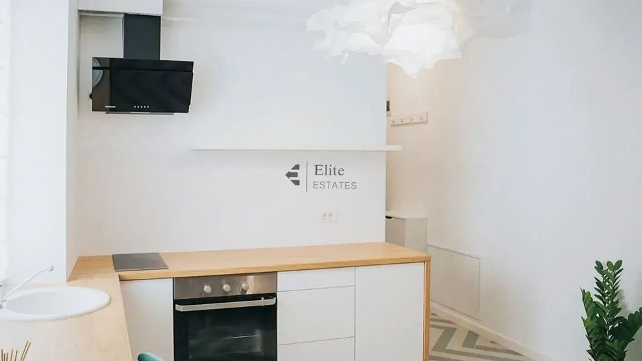 Studio de inchiriat ultracentral în Oradea - Poză 6