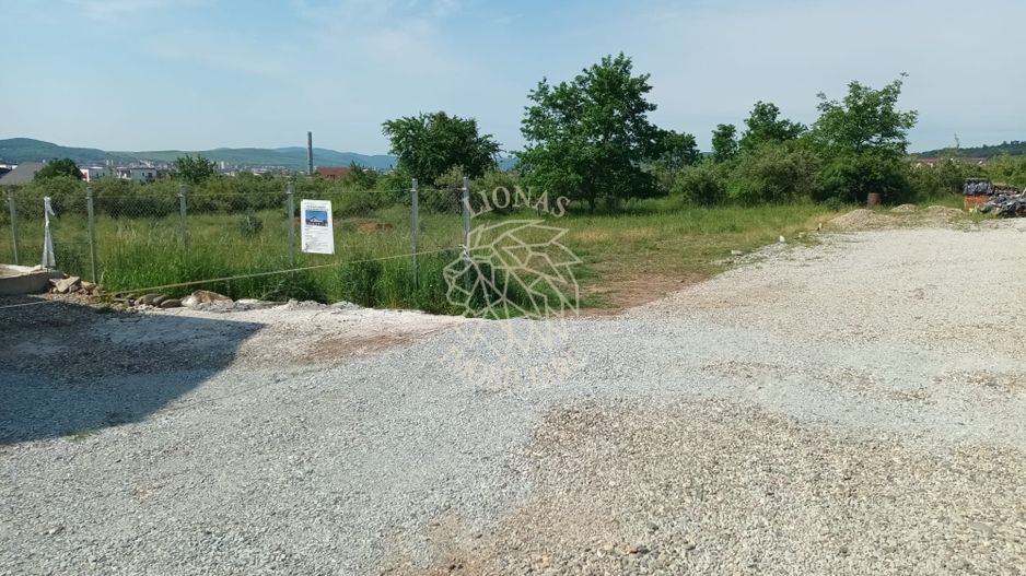 Teren intravilan 1000 mp-ideal  constructi casa-Zona Subcetate - Poză 2