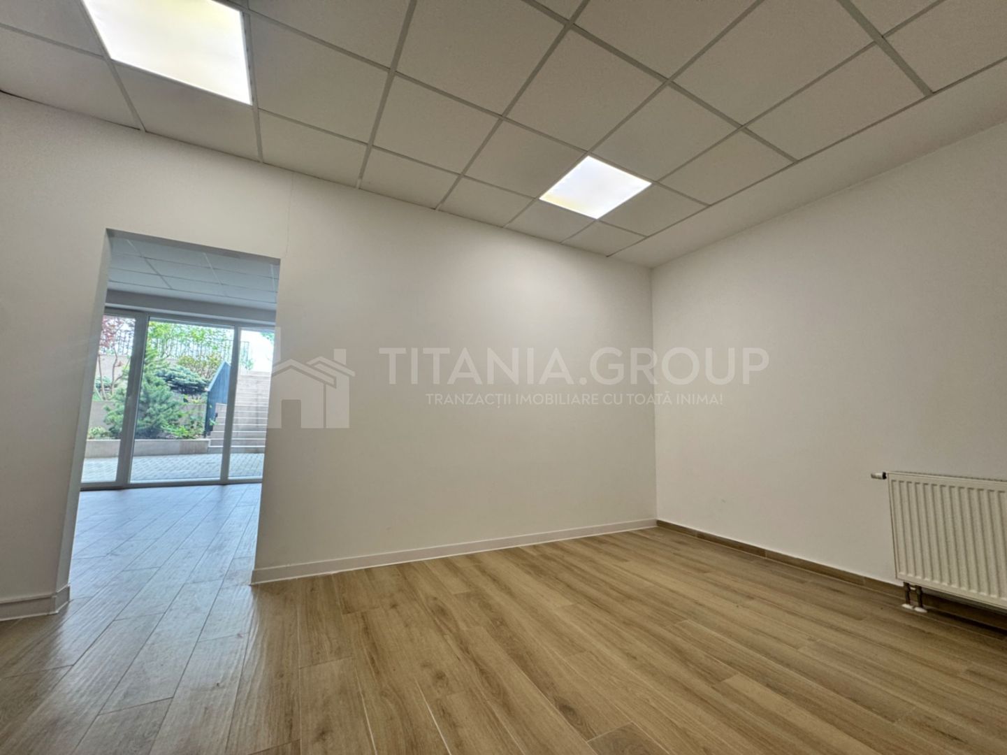 Spațiu comercial Kasper Coresi 100 mp, terasă 35mp - Poză 11