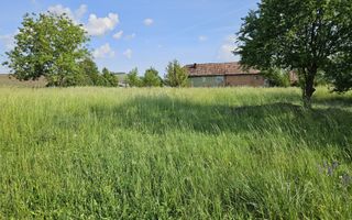 Teren intravilan 3000 mp Ernei – panorama superba, utilitati in zona - Poză 5