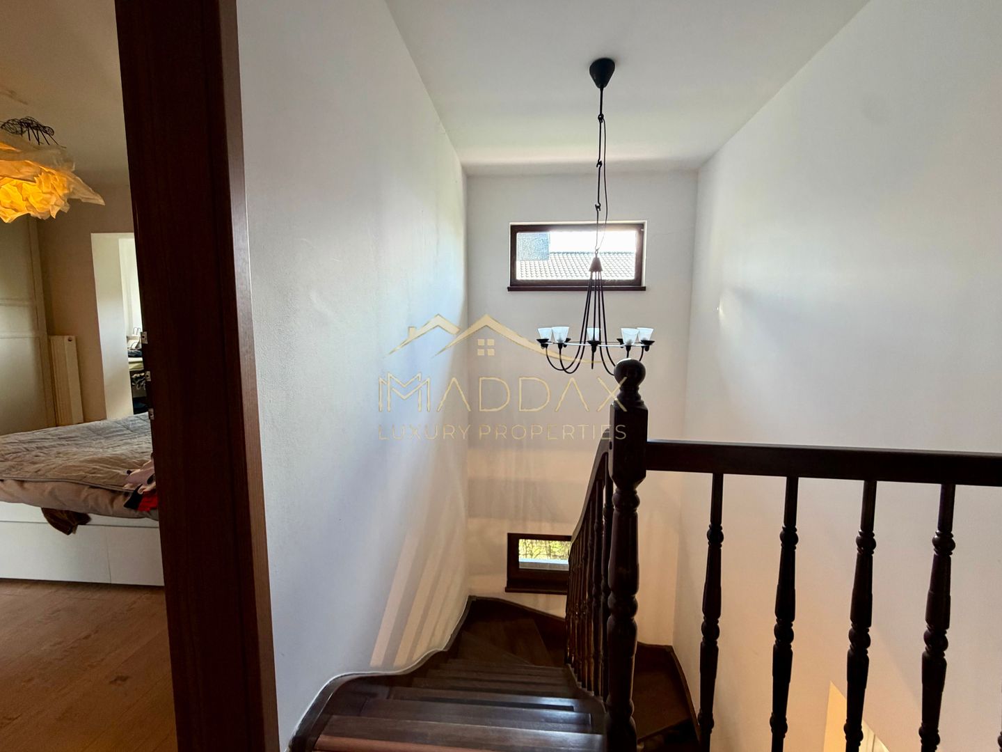 Vila *P+1* // 5 camere // 154 mp utili // teren 700 mp // Corbeanca - Poză 37