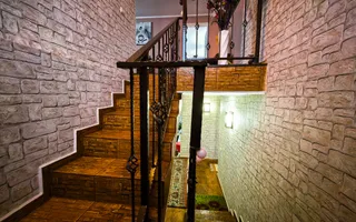 Vila cu etaj si mansarda, teren 7.200 mp, 1.550 mp intravilan - Poză 12