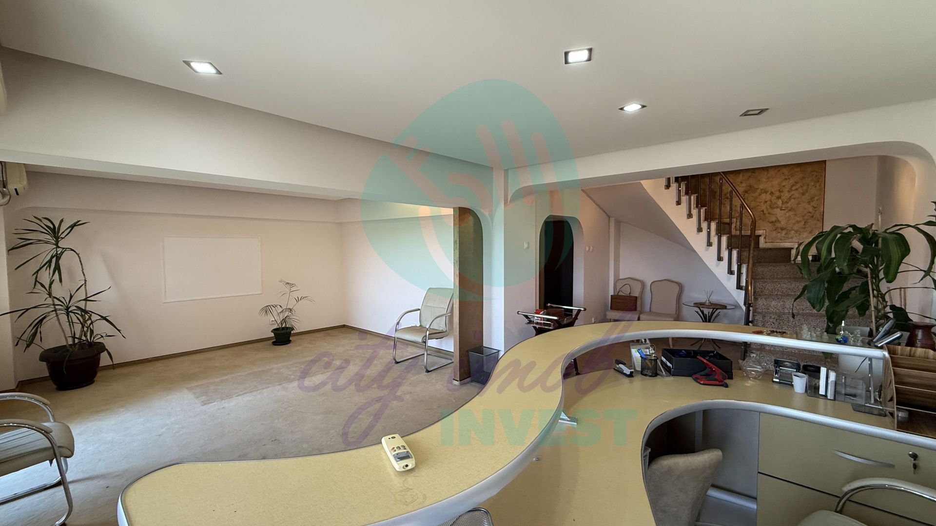 Duplex elegant pentru birou – Unirii, vedere panoramică - Poză 1