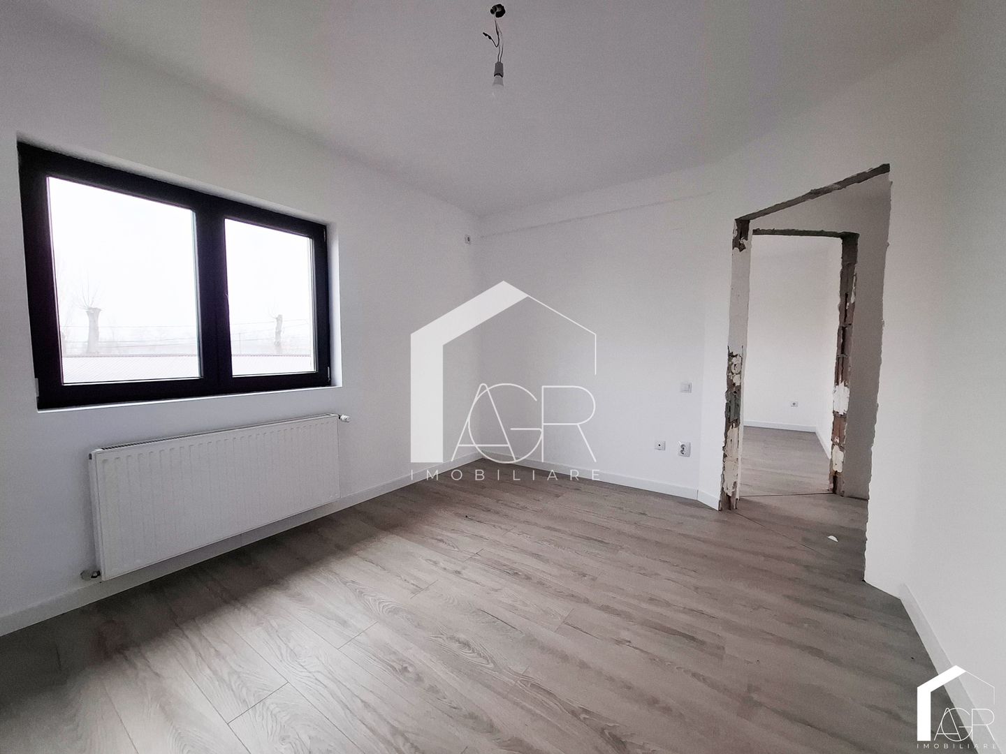 Casa P+1E+M, cu 5 camere, zona Rudului - Poză 13