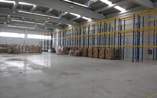 Hala  1370 mp zona C. Sagului - Poză 1