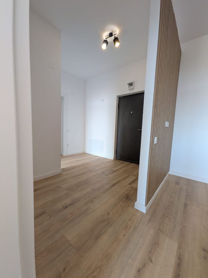 Apartament cu 3 camere, zona Eroilor, Floresti - Poză 3