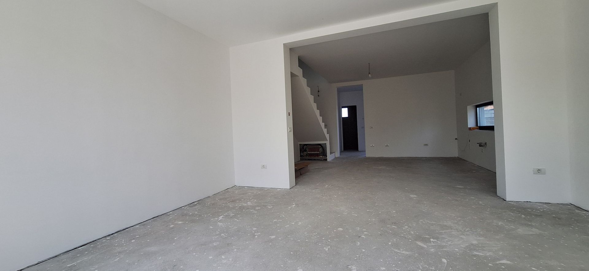 Duplex modern P+E cu 4 camere - Poză 33