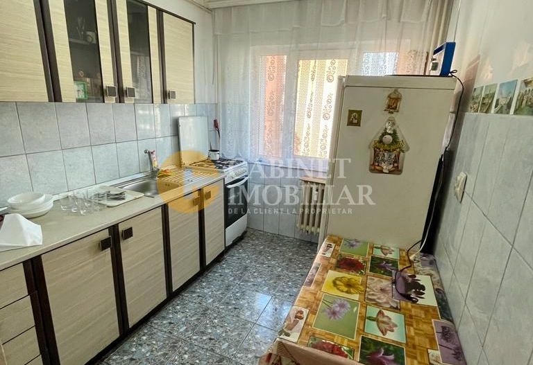 Apartament cu 2 camere Decomandat - Etaj Intermediar - Fara Risc - Podu Ros - Poză 5