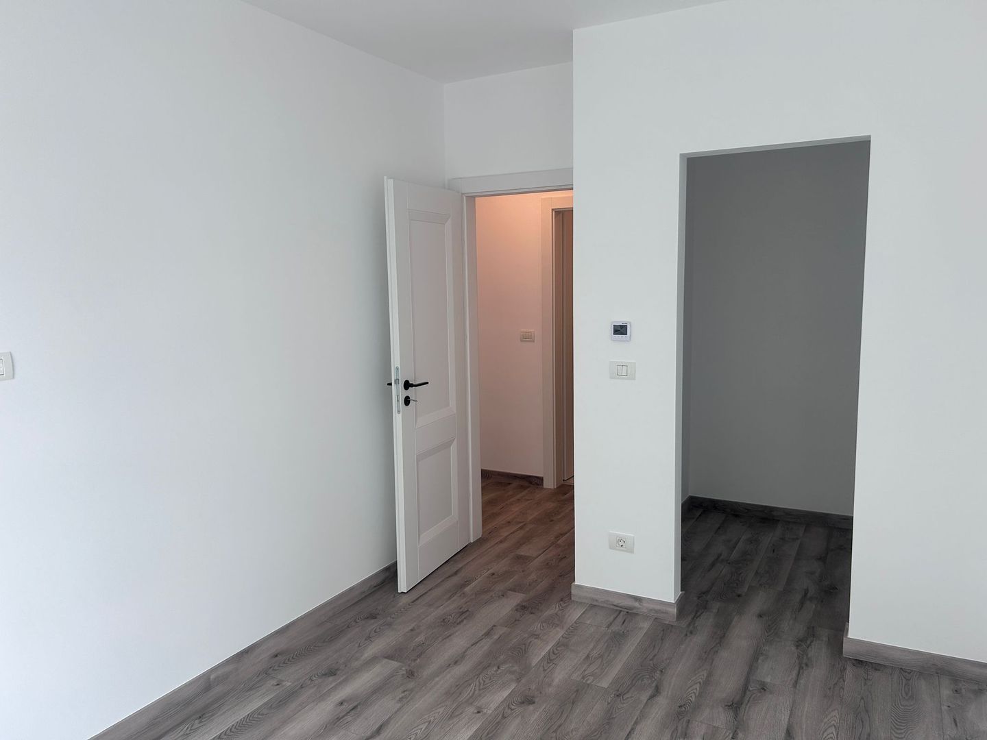 Apartament camere de vanzare Arad - Poză 3