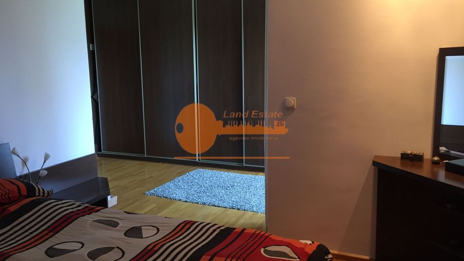 Vanzare 3 camere Vacaresti ( bloc 1985-aproape de metrou ) - Poză 3