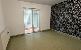 Apartament 3 camere, decomandat, zona Moldovei! - Poză 1