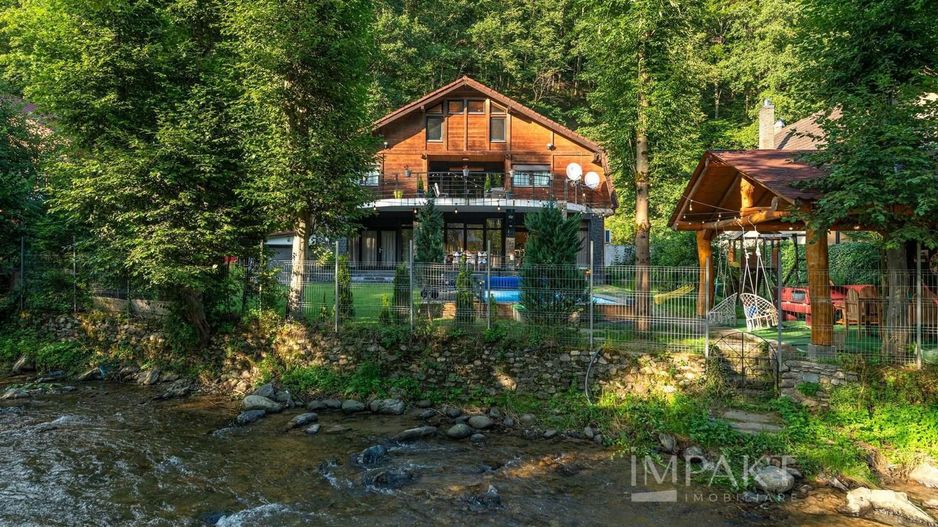Cabana la Munte, ideală pentru vacanțe sau investiție! - Poză 1