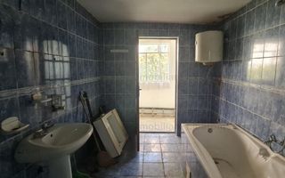 Casa individuala cu 3 camere,CODLEA - DUMBRAVITA ,65000 euro - Poză 5