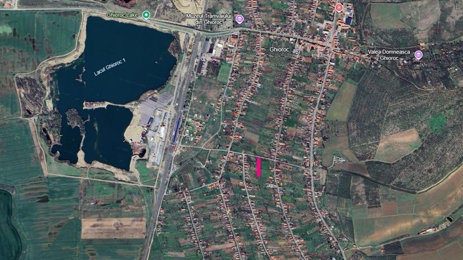 VANDUT! Teren generos în Ghioroc Suprafață 2400 mp. - Poză 5