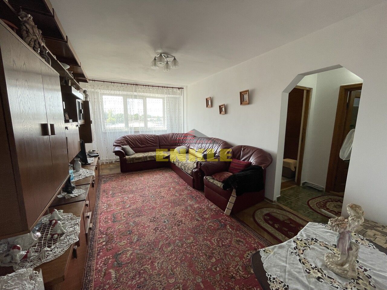 De vânzare apartament cu 3 camere, zona Gării - Poză 3