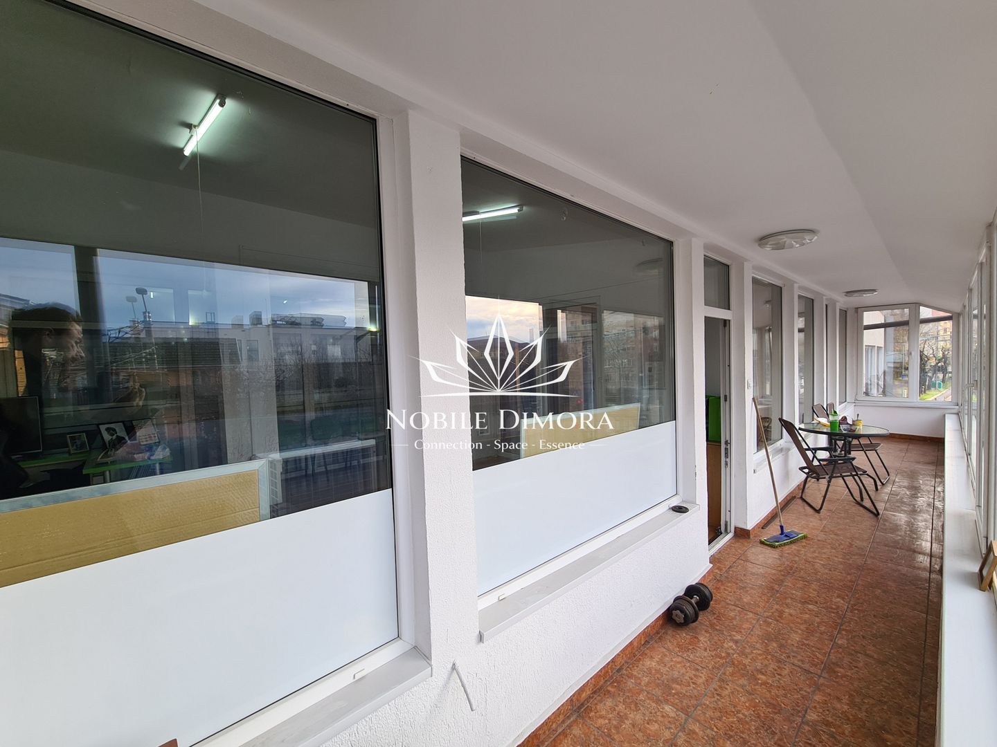 SAD - Spatiu comercial de 145 mp pe Bulevardul Cetatii - Poză 4