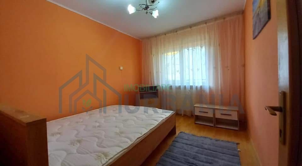 Apartament 3 camere de închiriat, zonă Nicolina, Iași - Poză 2