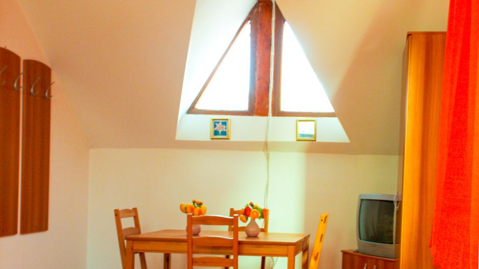 Vila/Pensiune cocheta la munte | Predeal, langa Partia Ski Clabucet - Poză 15