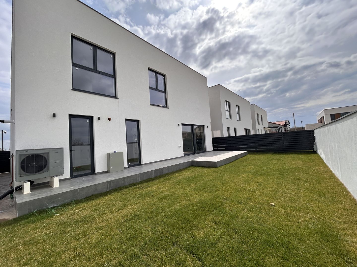 NORTH VILLAS | VILA PREMIUM | INDIVIDUALA | POMPA DE CALDURA - Poză 10