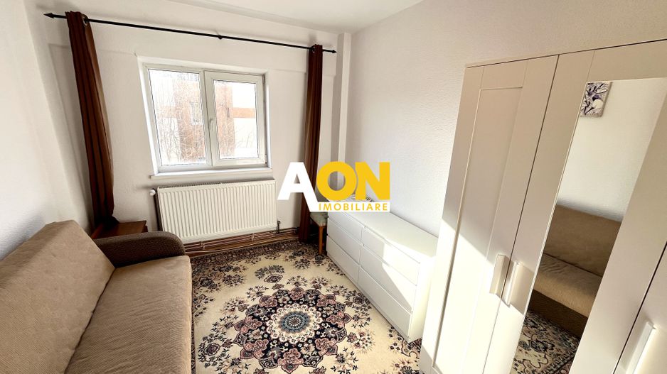 Apartament cu 3 Camere, Zona Mercur - Poză 2