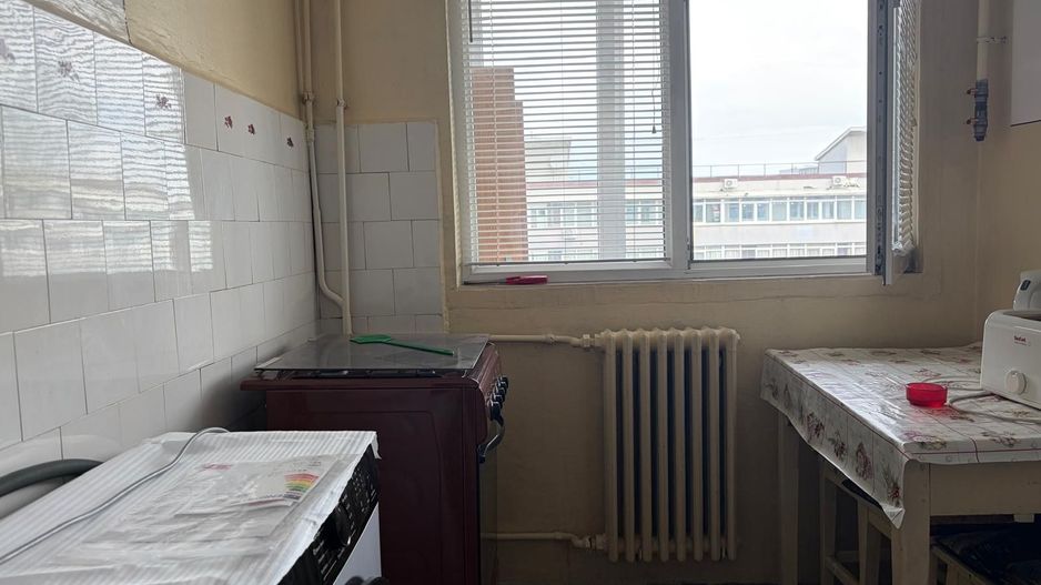 Apartament luminos cu doua camere, 1 mai - Poză 11