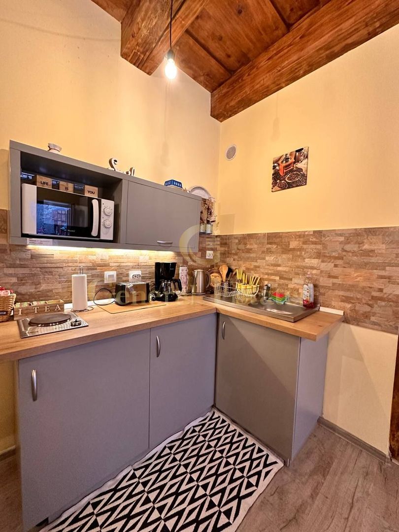 Apartament spre vanzare amplasat la doar 2 minute de Piata Sfatului - Poză 8