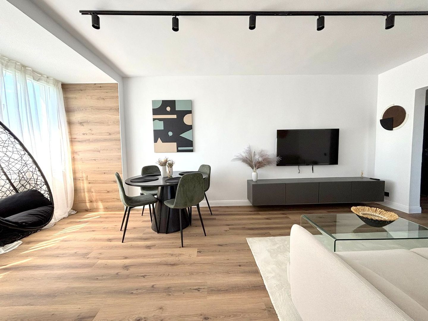 3 camere renovat complet langa Parc Floreasca-Beller - Poză 4