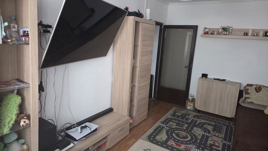 Apartament 2 camere- Craiovita Noua - Poză 3