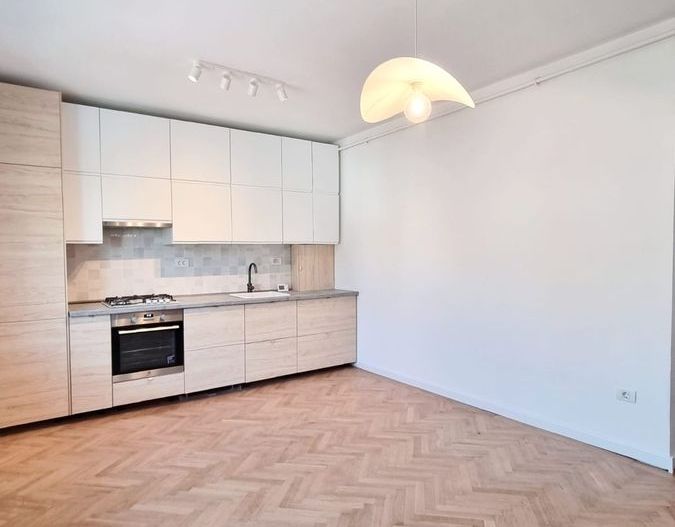 APARTAMENT PRIMAVERII | RENOVAT - Poză 2