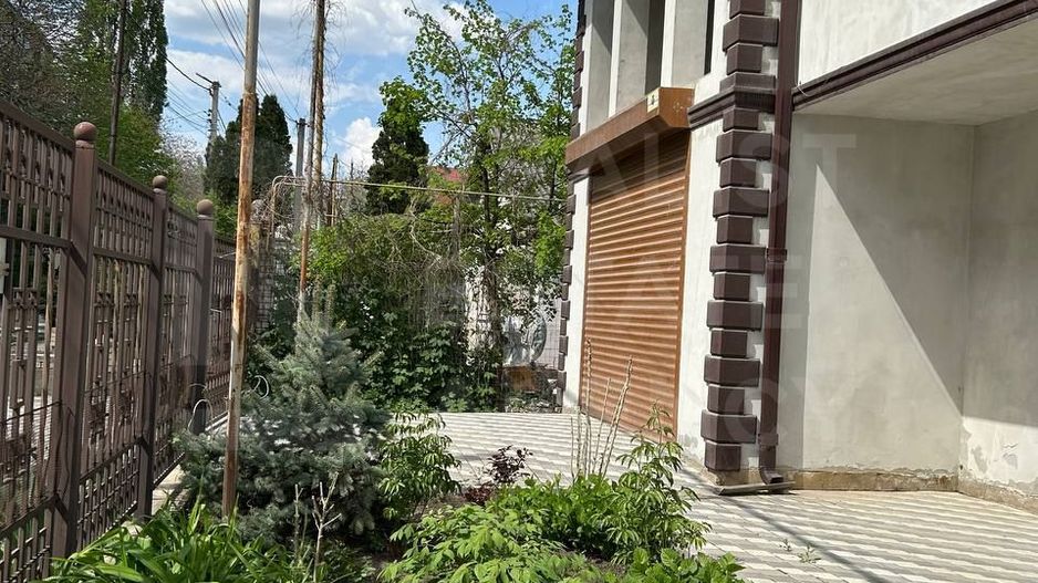 Vânzarea, casa/villa, 4 camere, str. Taras Șevcenco, Pământeni - Poză 8