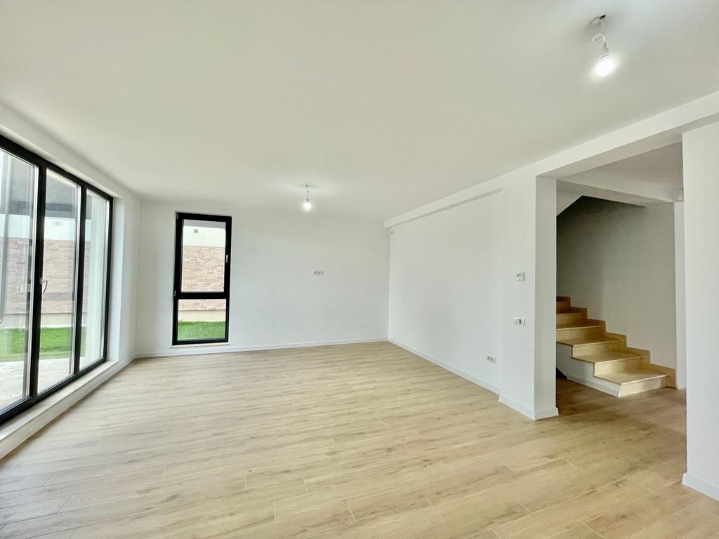 Ultima vila Tunari, zona BUNA, UTILITATI, Calitate,  0% comision - Poză 10