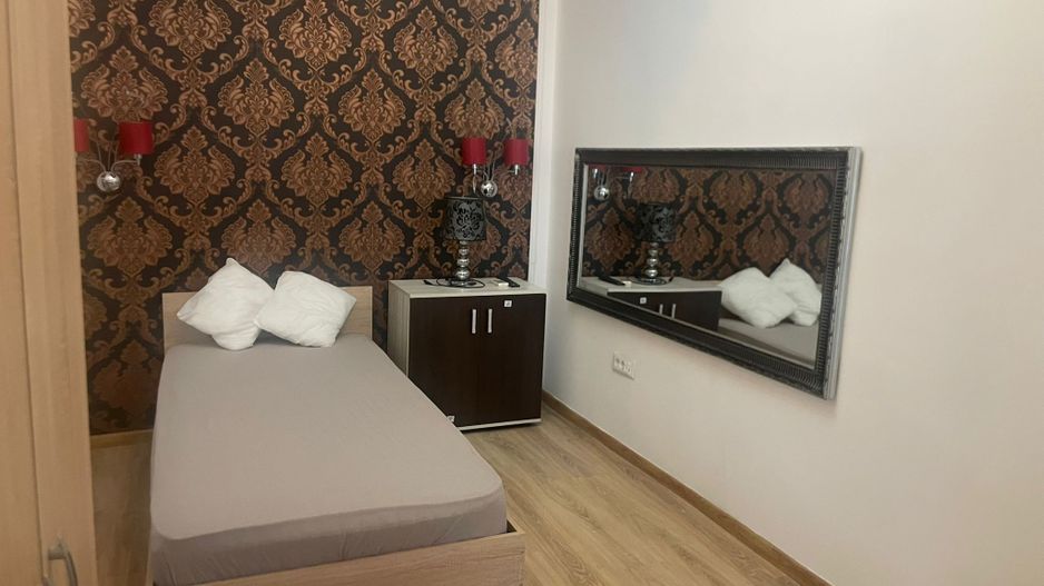 Casa de inchiriat - 200 mp - 6 dormitoare - Str. Tecuci - Poză 22