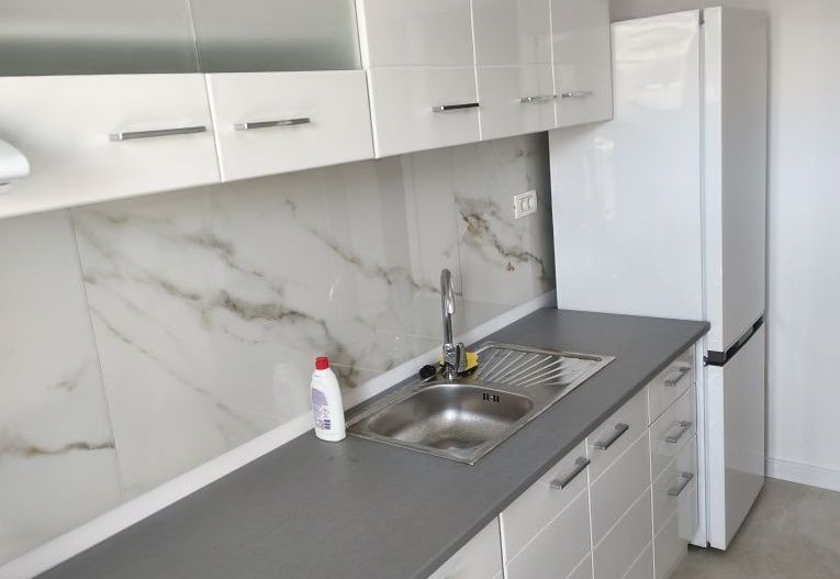 Inchiriez garsoniera metrou Berceni-Centrala proprie - Poză 4